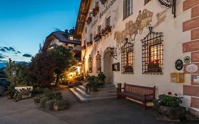 Hotel Strasserwirt Herrenansitz zu Tirol